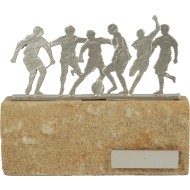 Luxe trofee met voetballers / voetbal 17cm WBEL 606